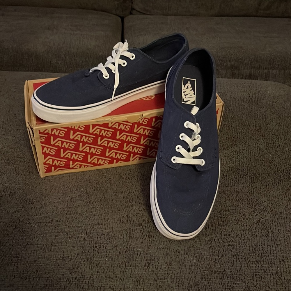 Mens Dress Blue/ True White Vans